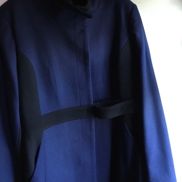 Bass European Car Coat - Picture 5 of 10